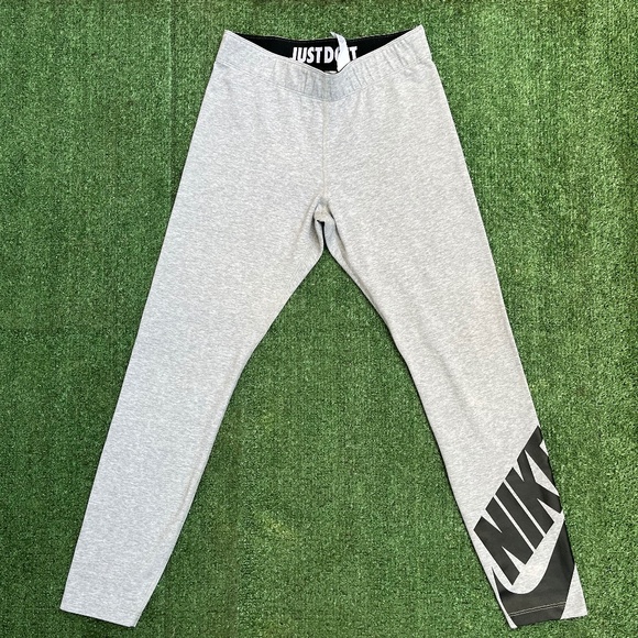 Nike leggings - Picture 1 of 5